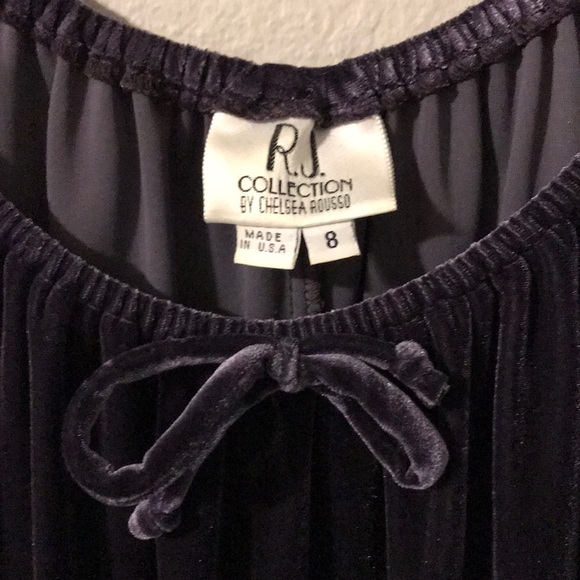 Purple Velvet Vintage Dress by Chelsea Rousso - Picture 4 of 4